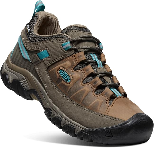 keen waterproof hiking shoes